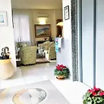Marina Apartahotel