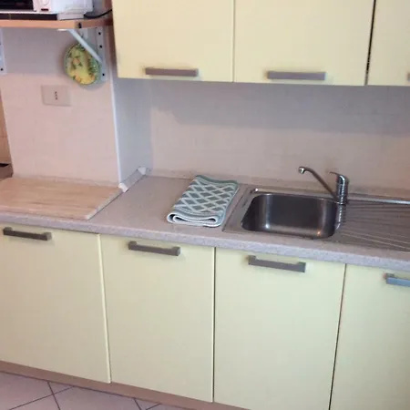 Marina Aparthotel 3*