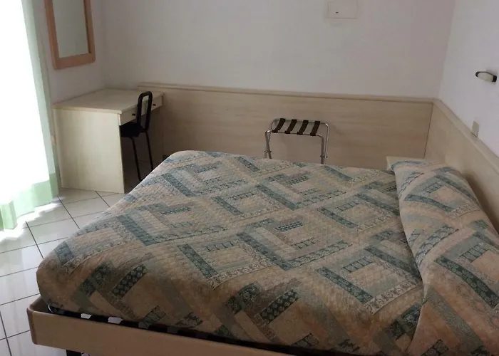 شقة فندقية Marina ألاسيو