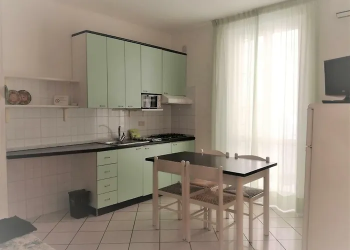 شقة فندقية Marina ألاسيو