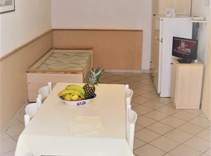 Marina شقة فندقية 3*